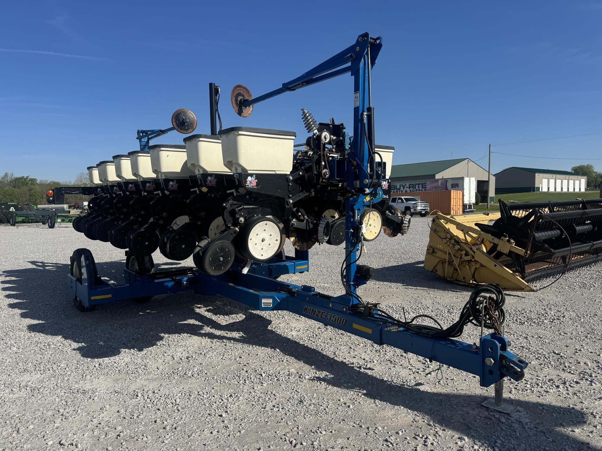  Kinze 3500 Planter