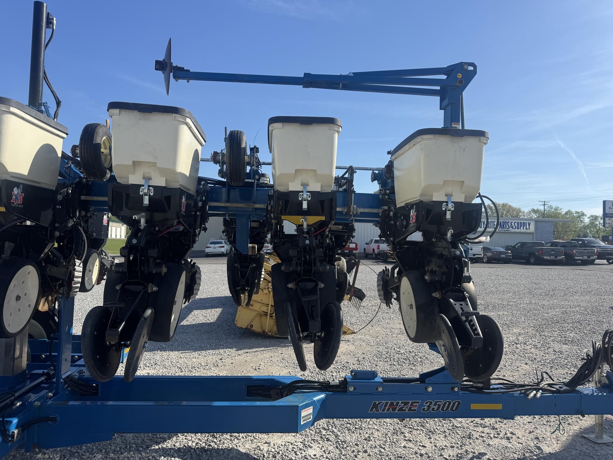  Kinze 3500 Planter