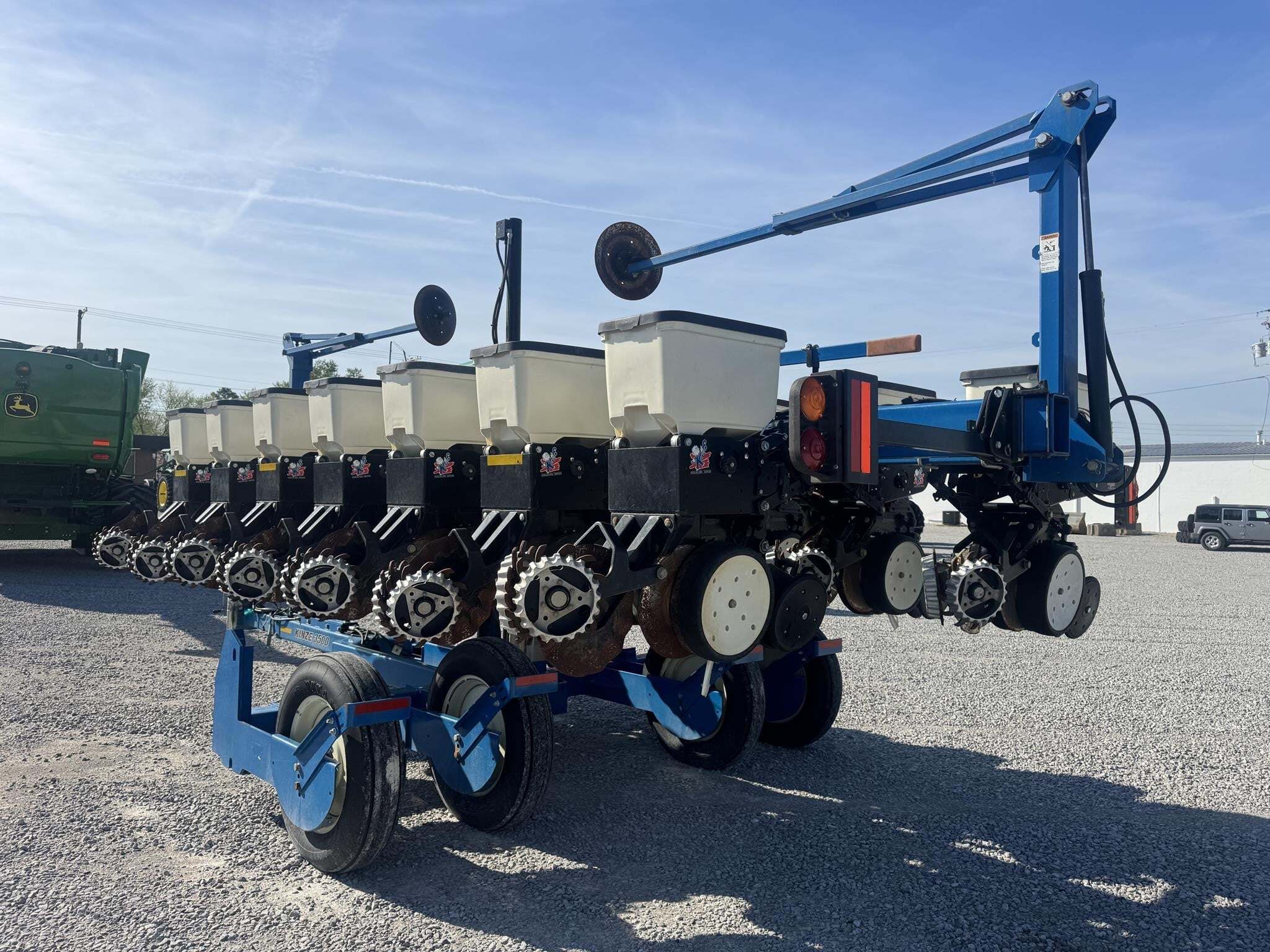  Kinze 3500 Planter
