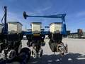  Kinze 3500 Planter