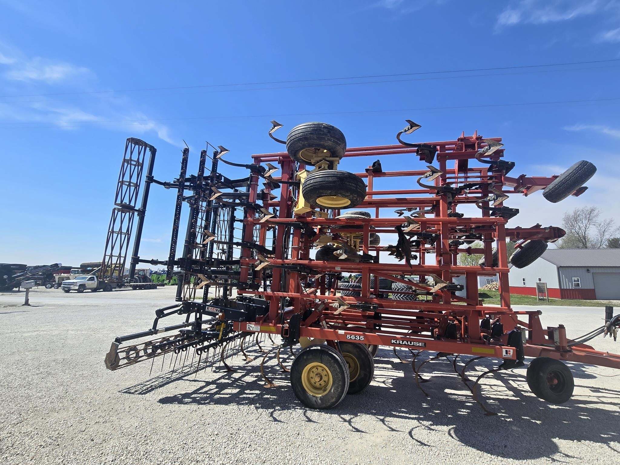 2012 Krause 5635-42 Field Cultivator