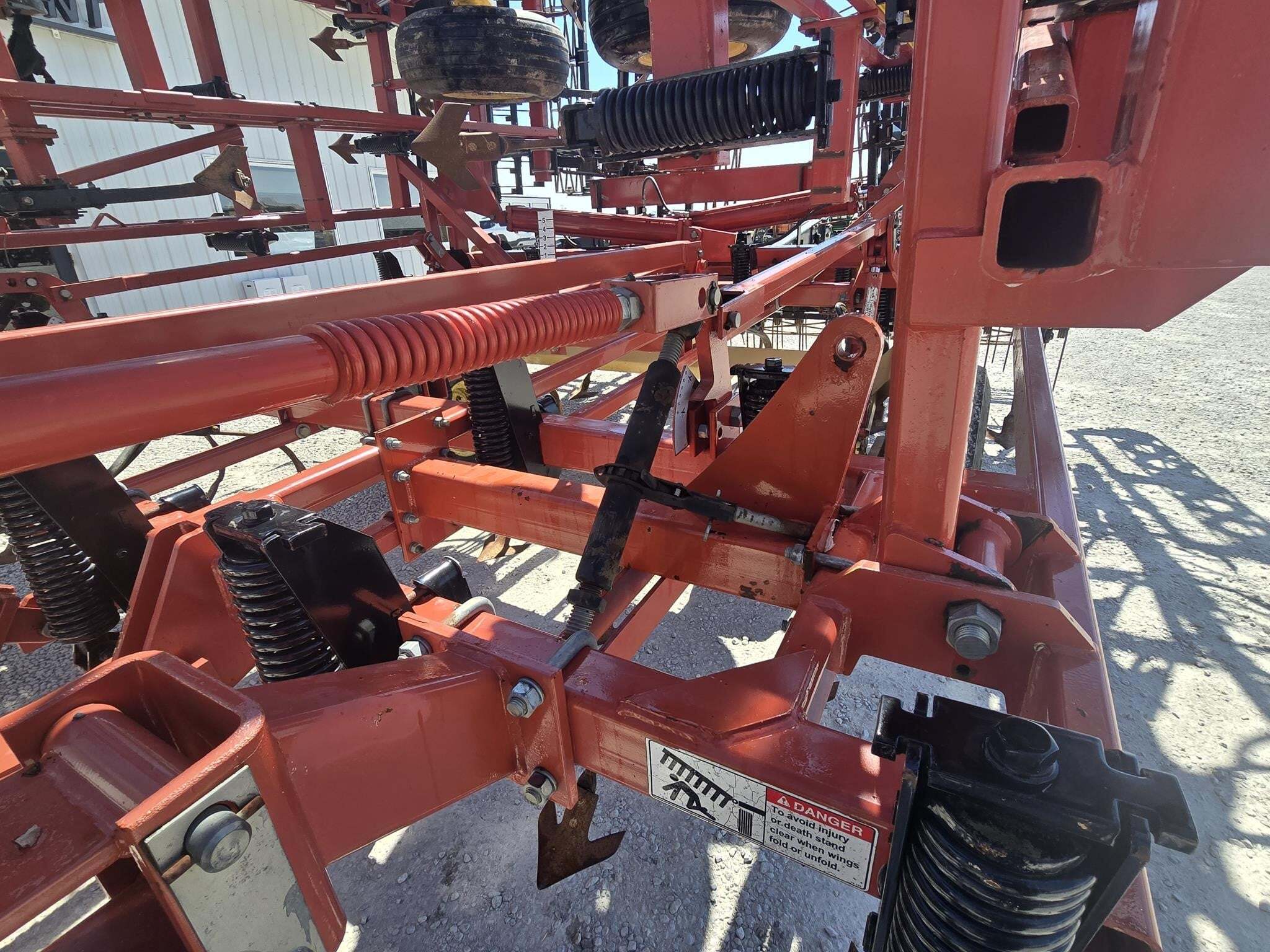 2012 Krause 5635-42 Field Cultivator