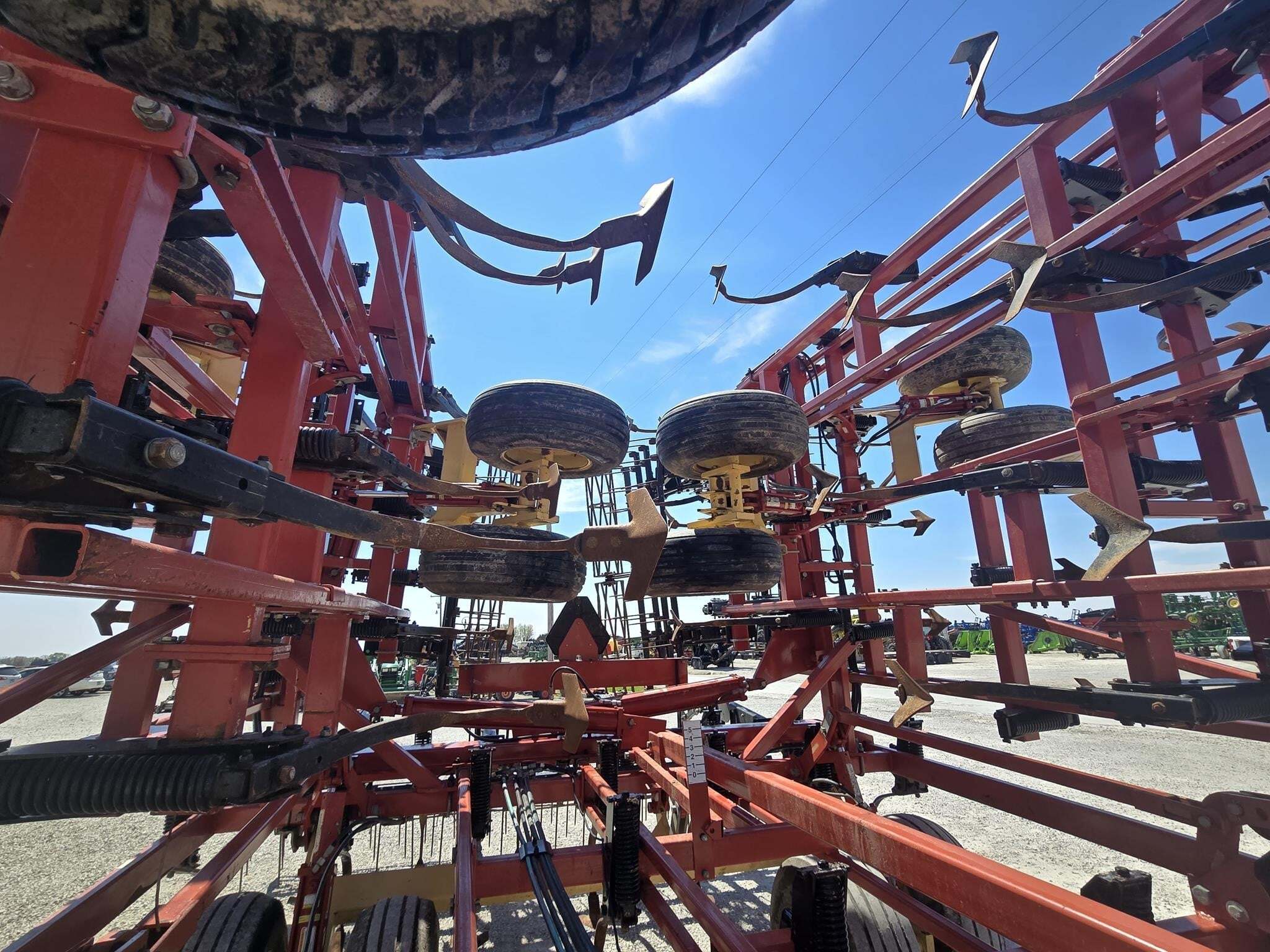2012 Krause 5635-42 Field Cultivator