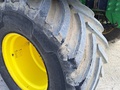 2022 John Deere 800R Self-Propelled Fertilizer Spreader