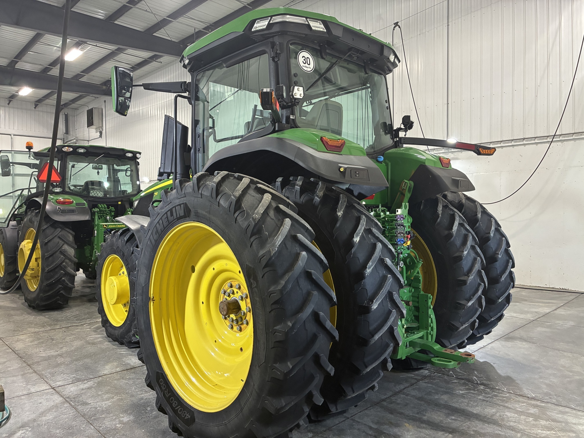 2023 John Deere 7R 330 Tractor