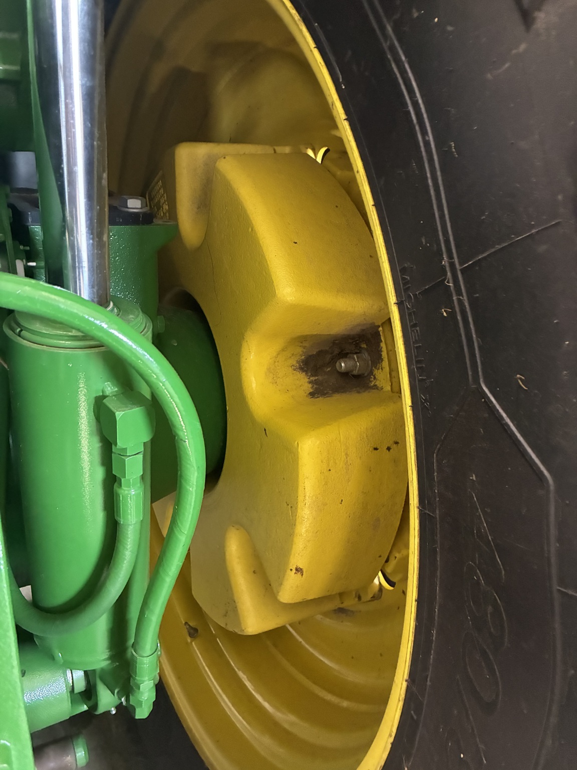 2023 John Deere 7R 330 Tractor