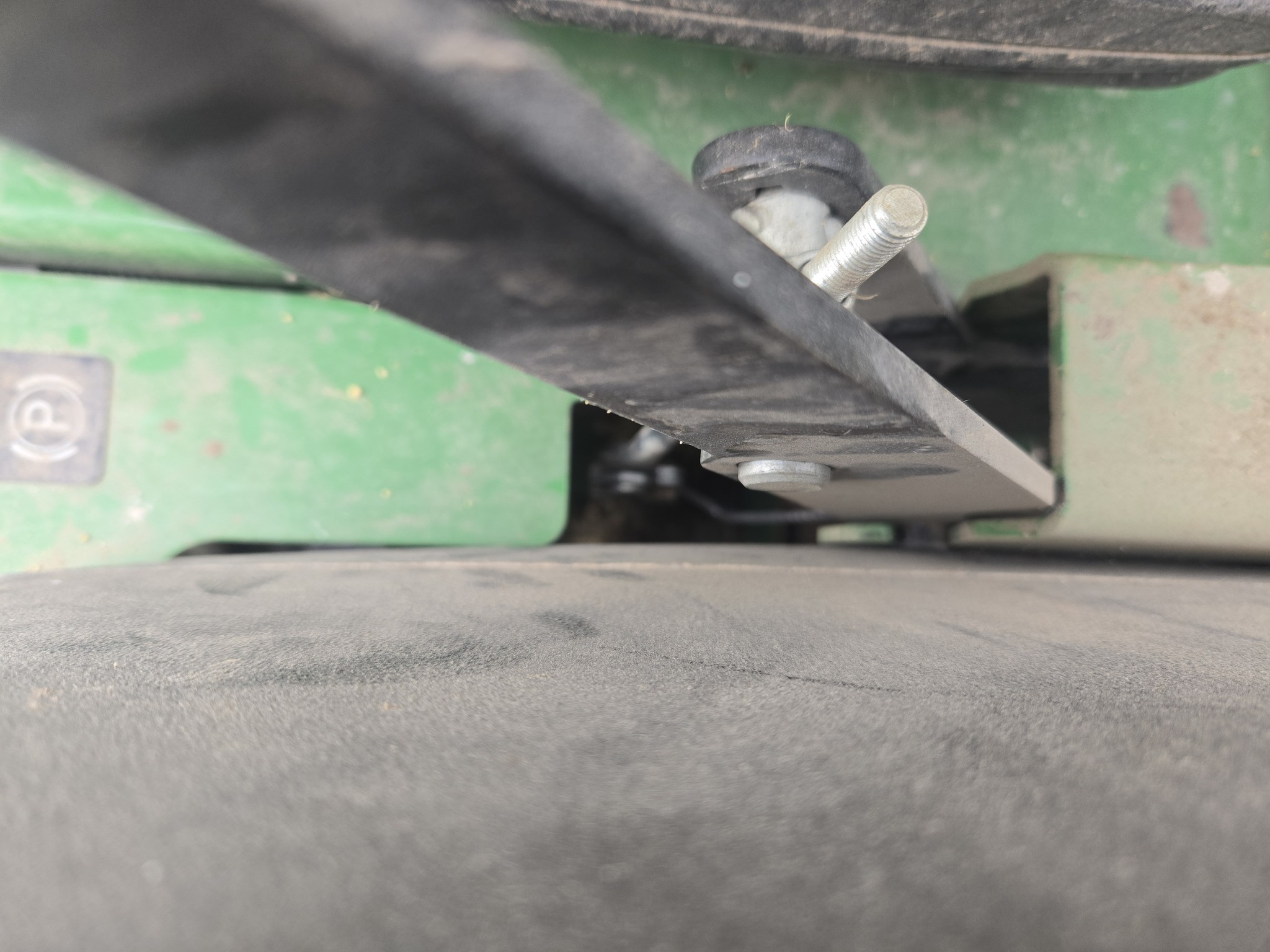 2019 John Deere Z997R Lawn Mower