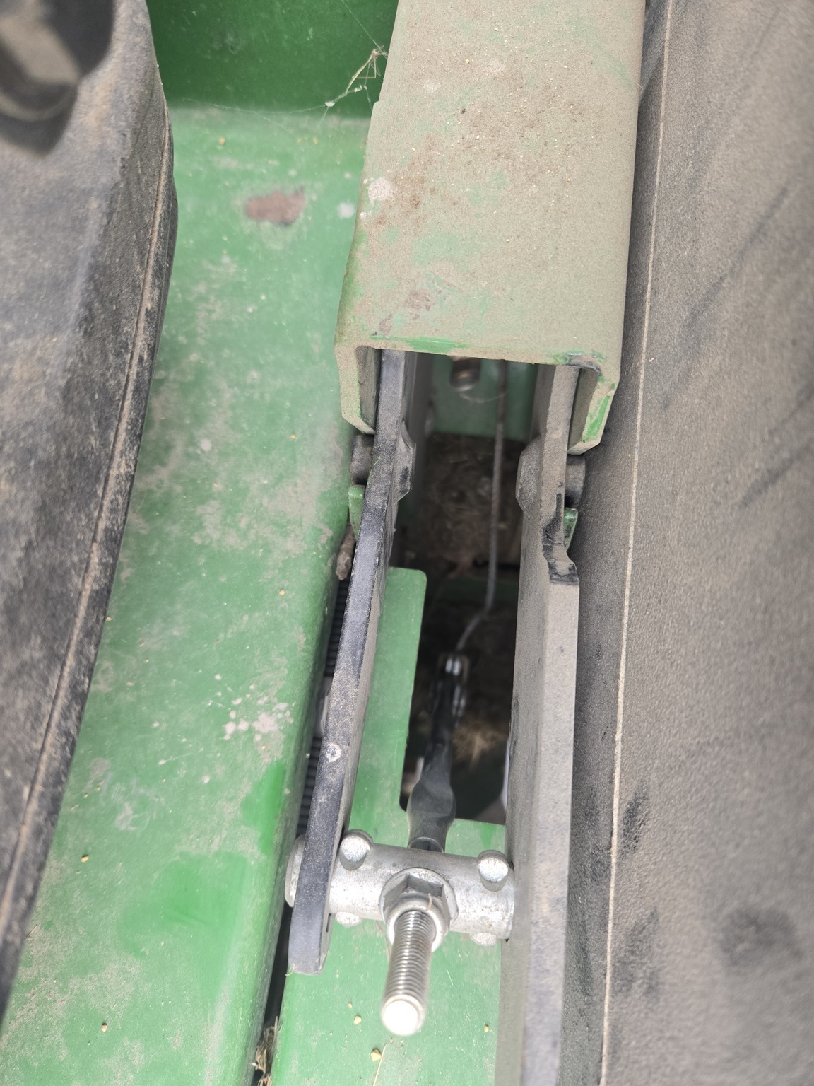 2019 John Deere Z997R Lawn Mower