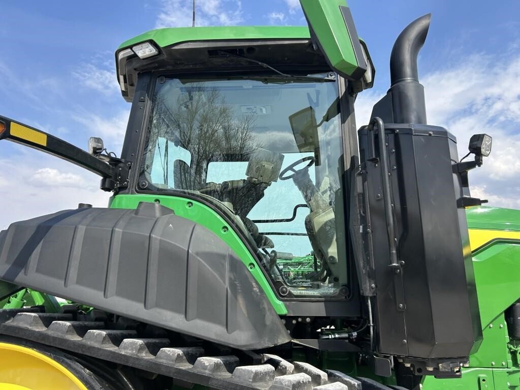 2020 John Deere 8RT 370 Tractor