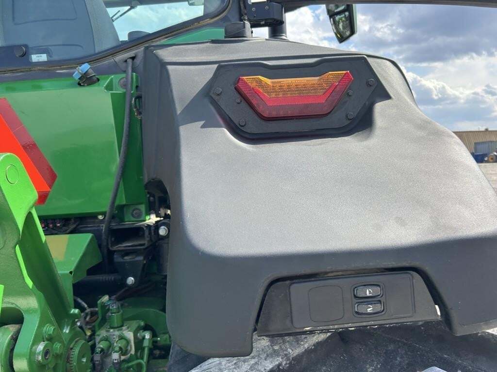 2020 John Deere 8RT 370 Tractor