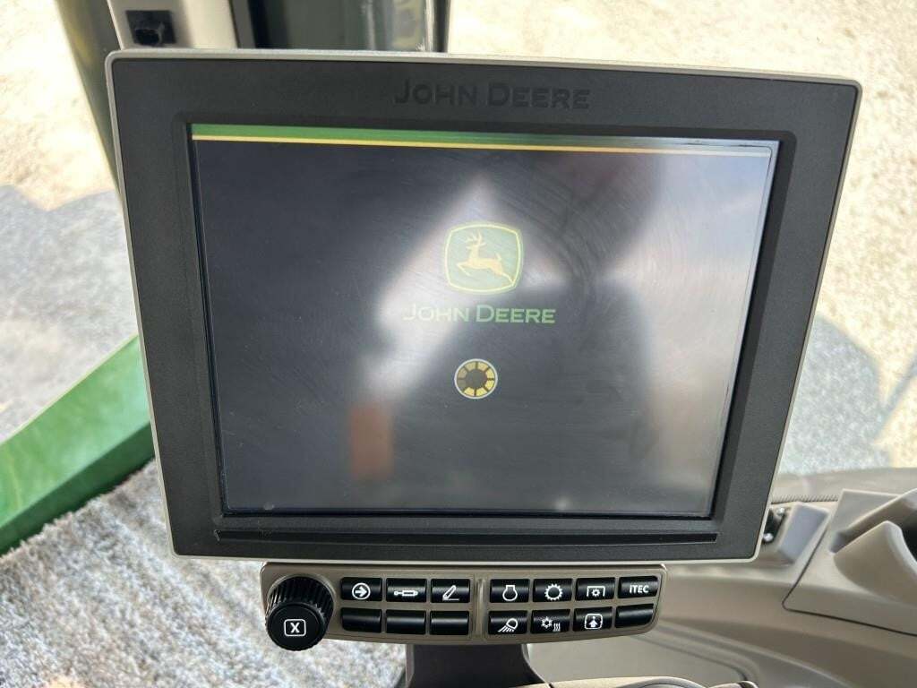 2020 John Deere 8RT 370 Tractor