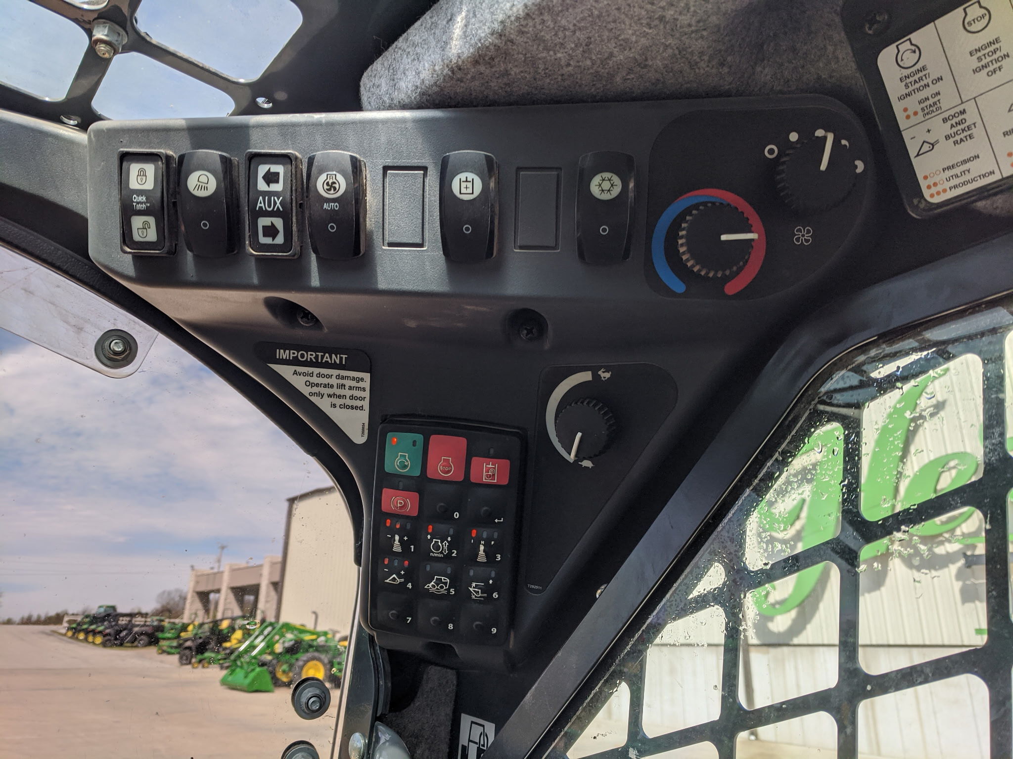 2023 Deere 331G Skid Steer