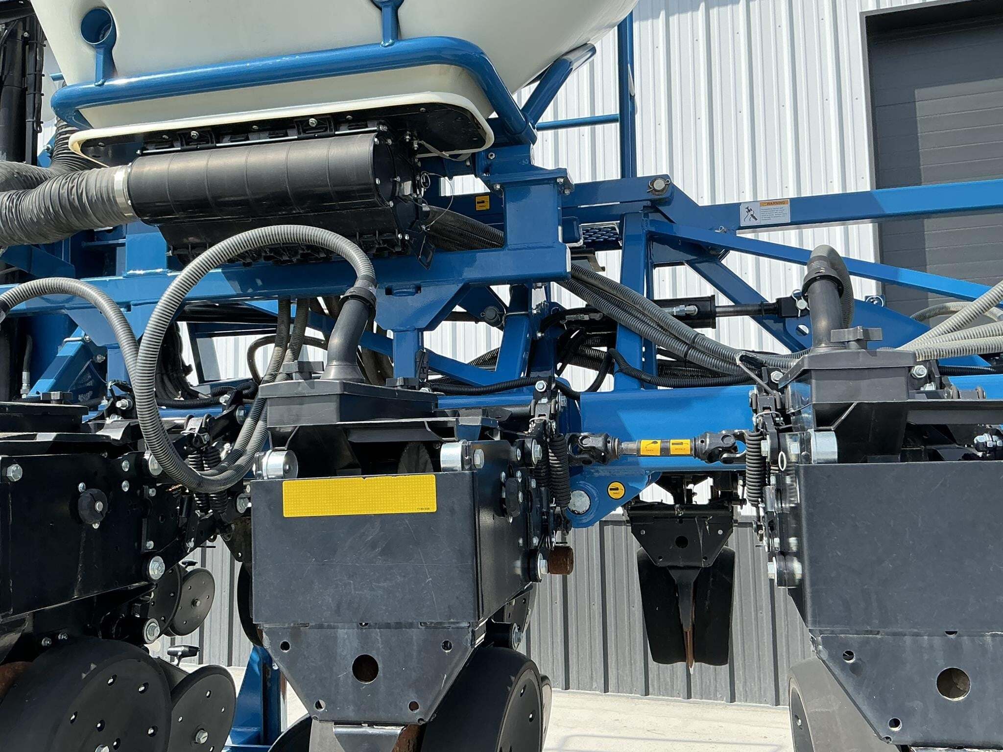 2021 Kinze 3605 Planter