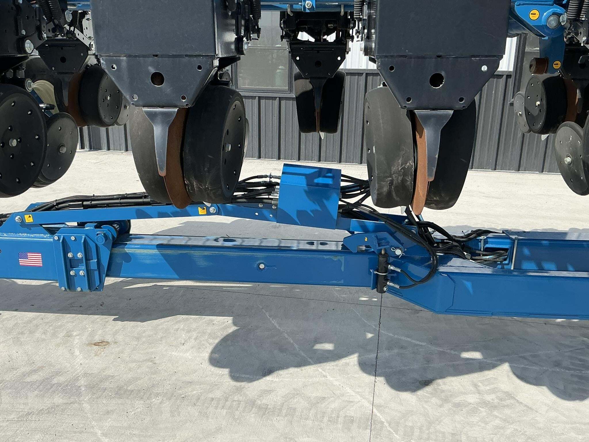 2021 Kinze 3605 Planter