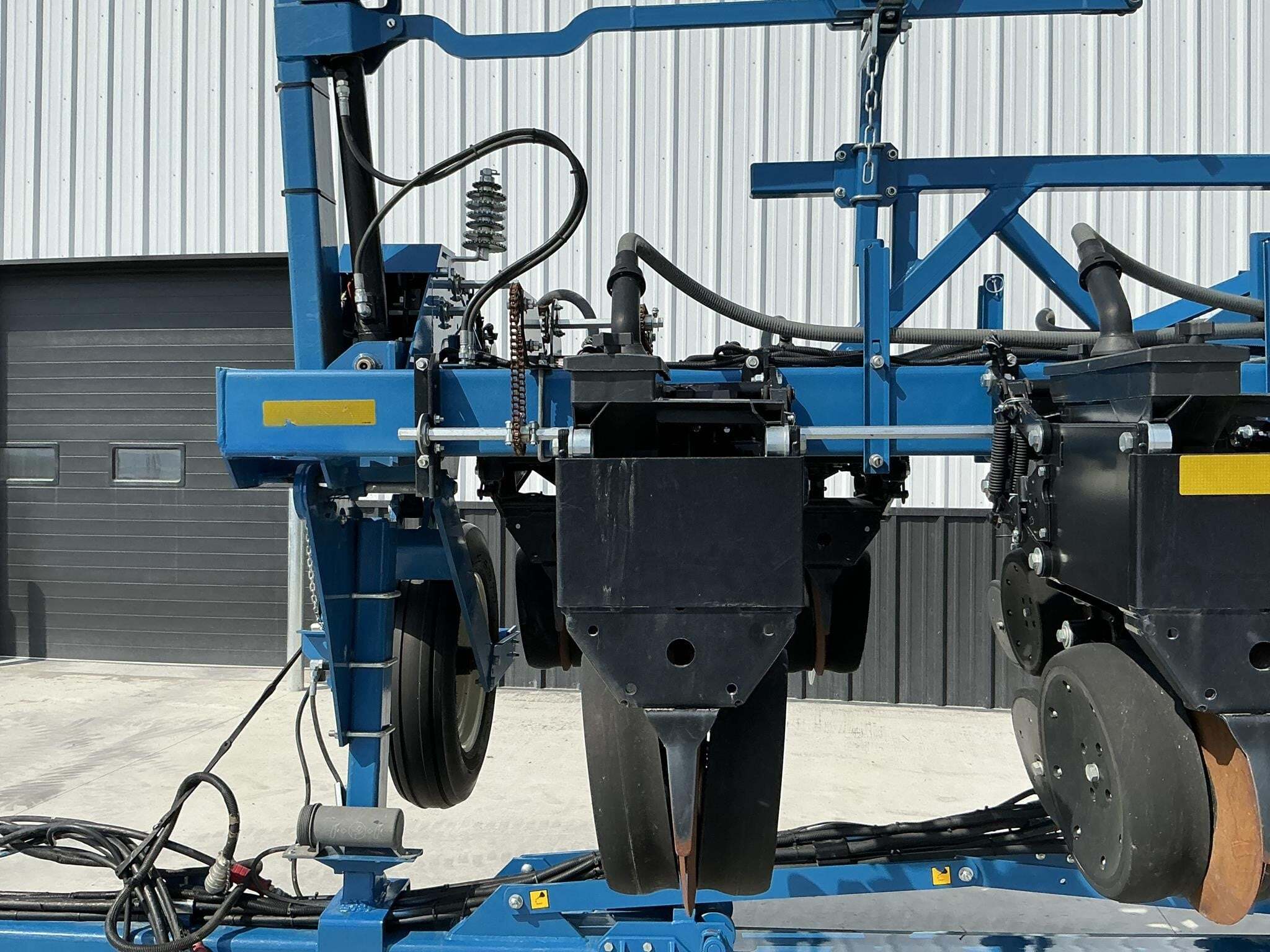 2021 Kinze 3605 Planter