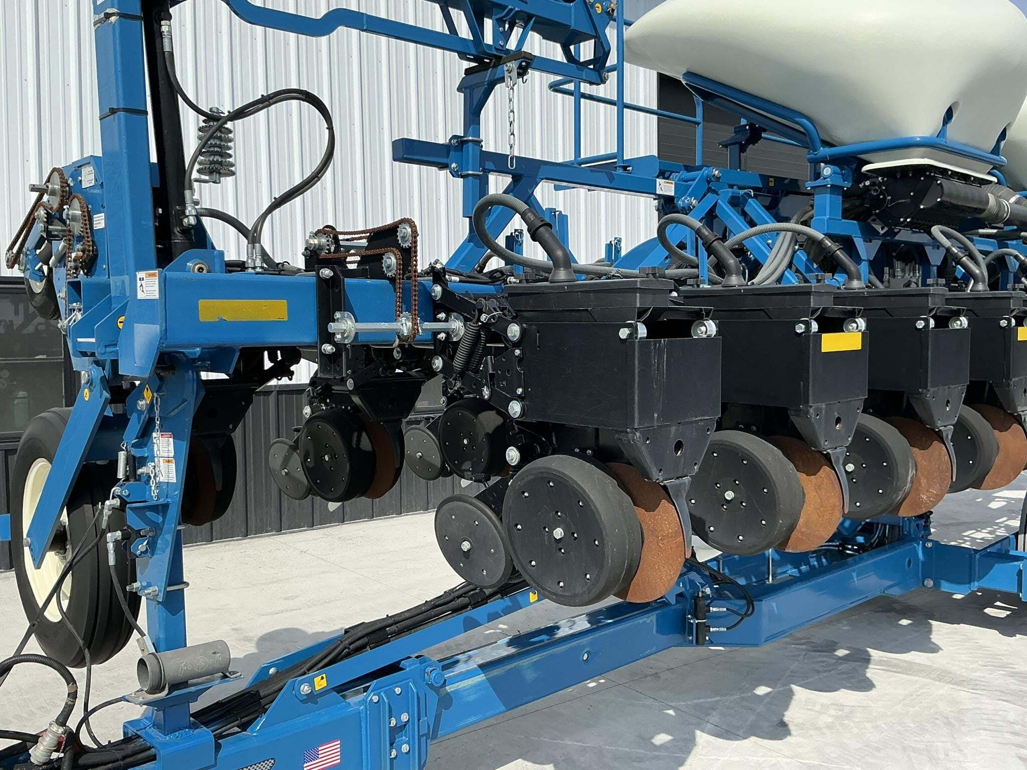 2021 Kinze 3605 Planter