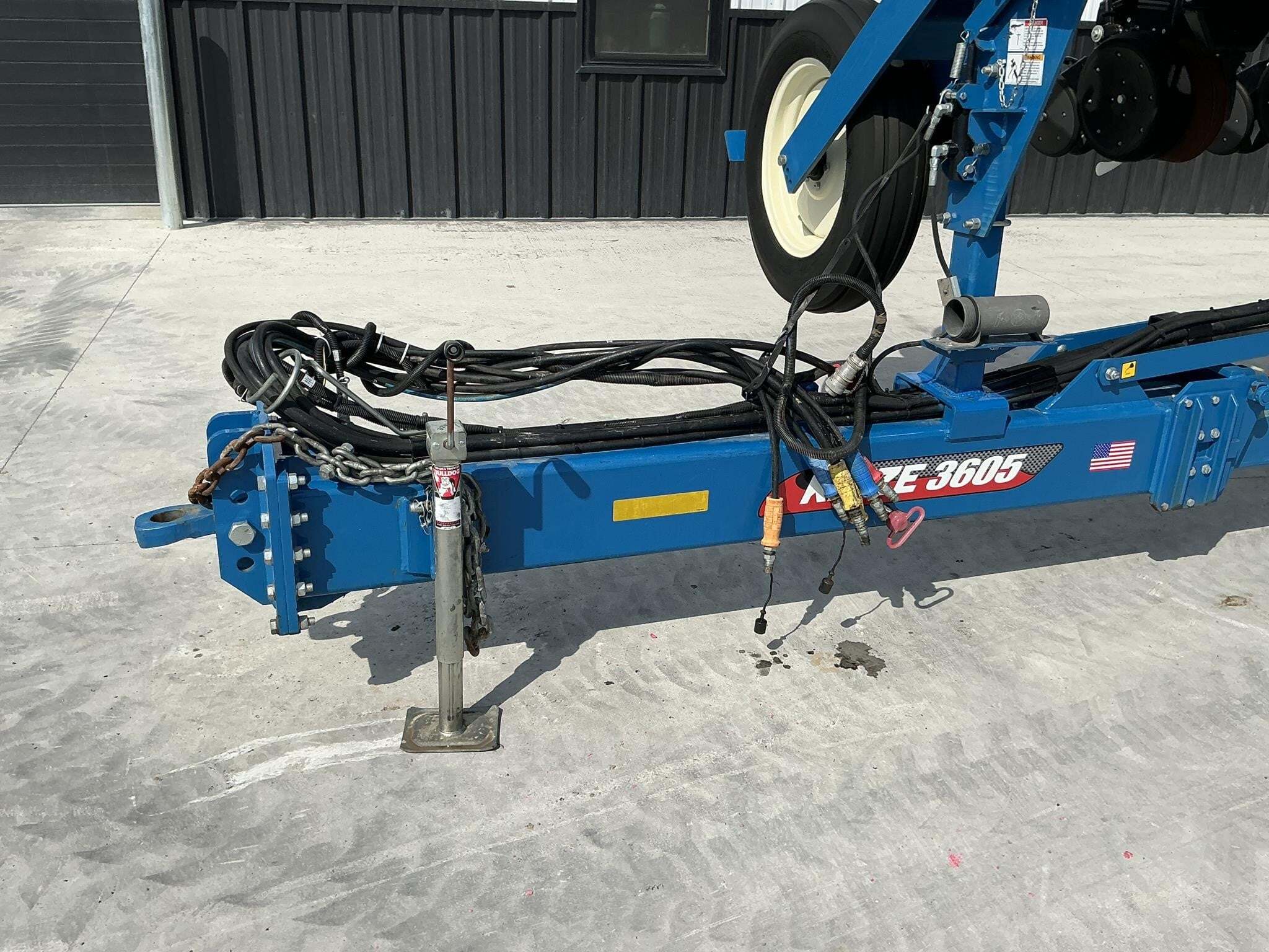 2021 Kinze 3605 Planter