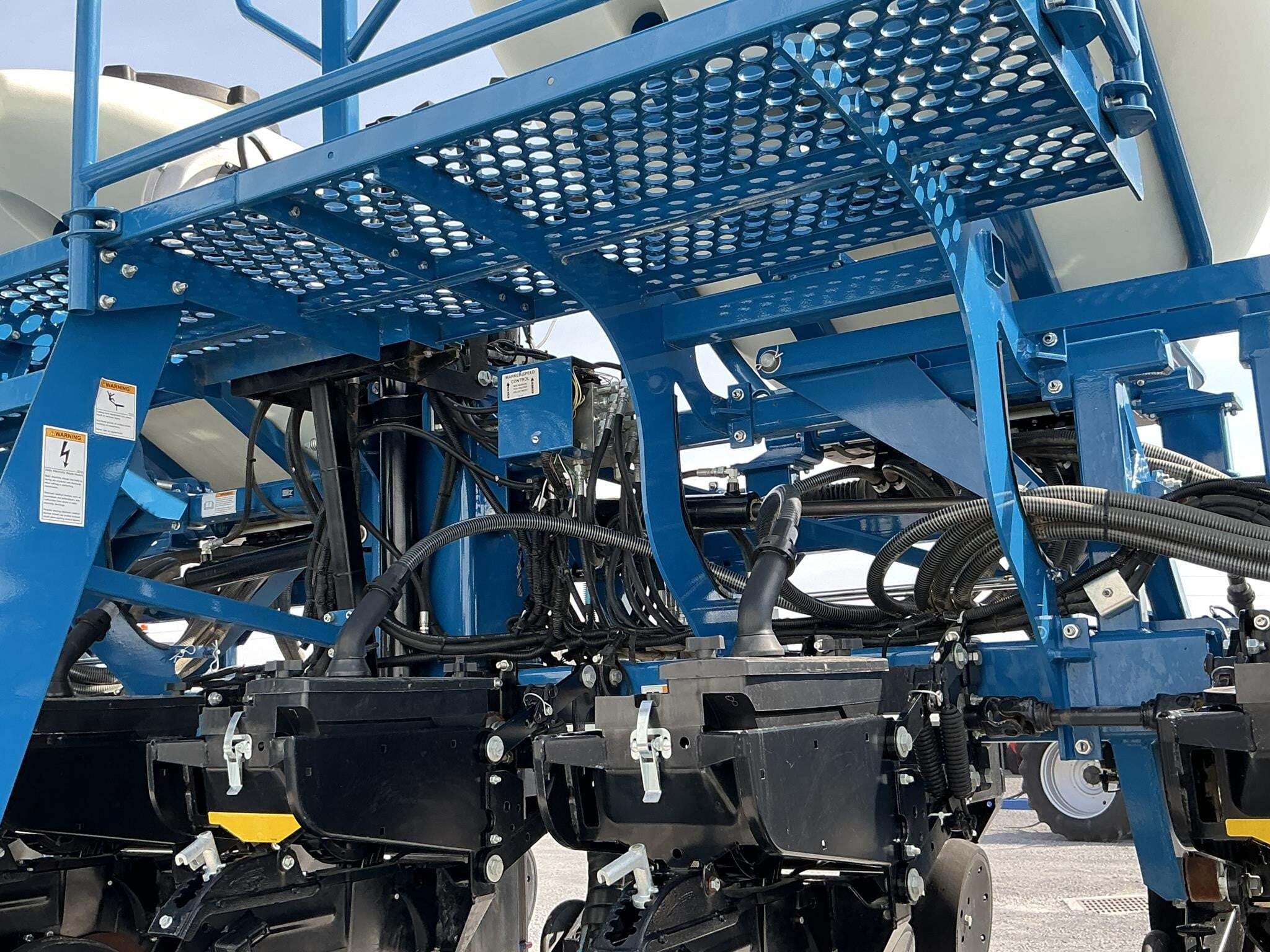 2021 Kinze 3605 Planter