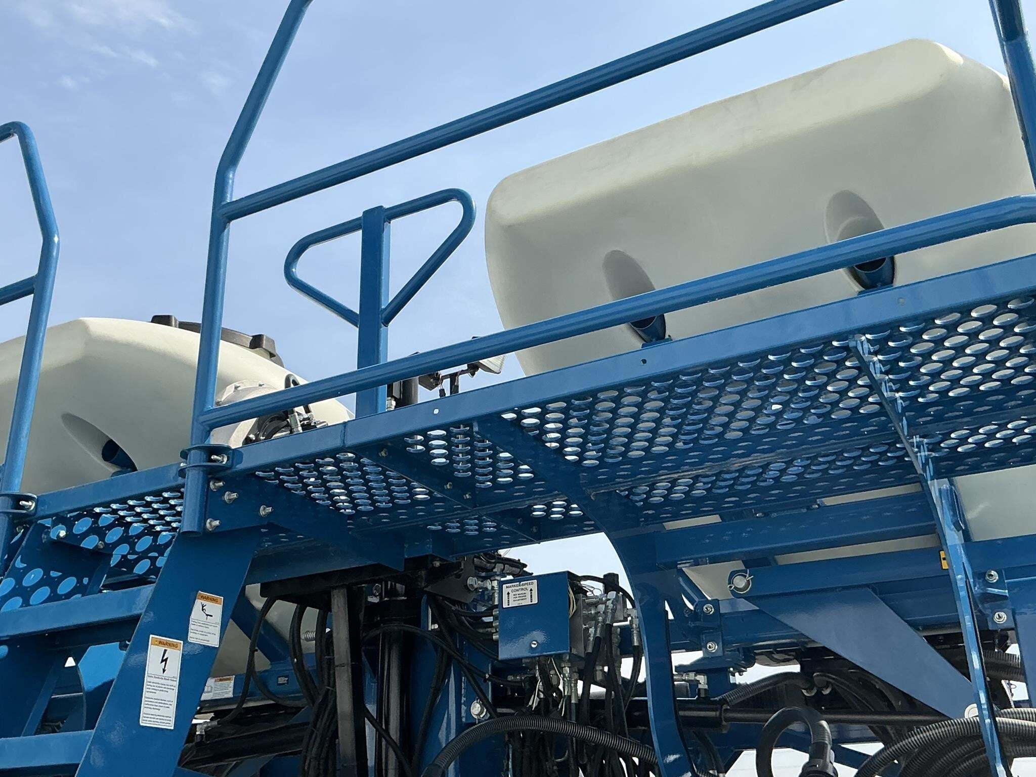 2021 Kinze 3605 Planter