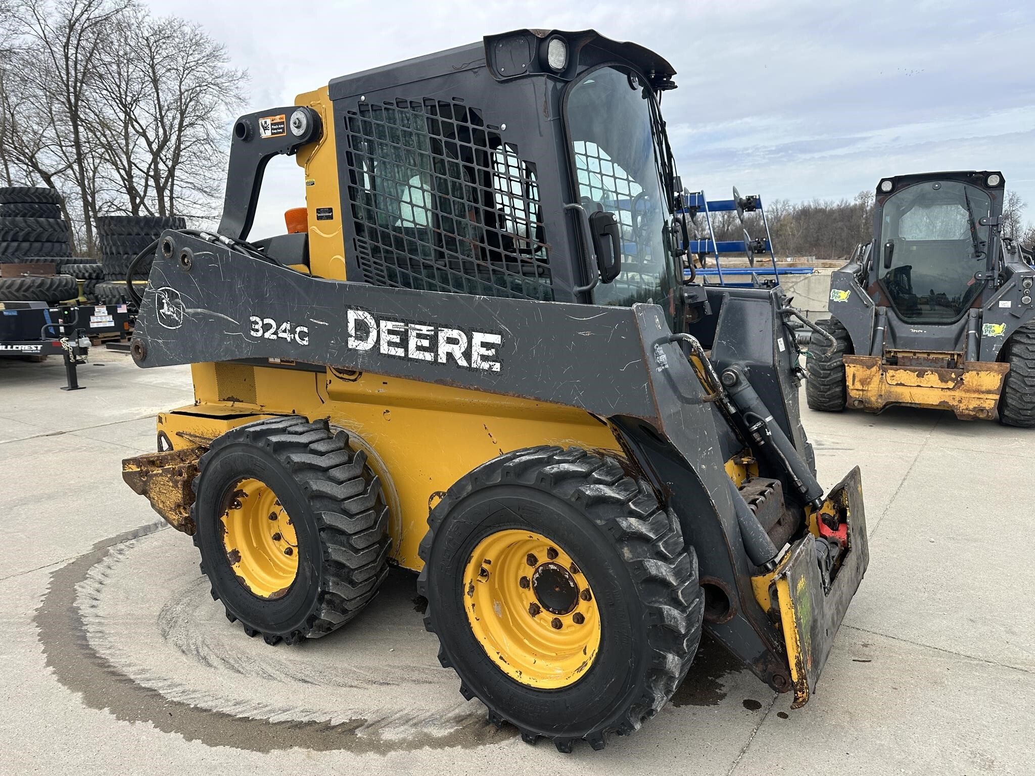 2018 Deere 324G Skid Steer