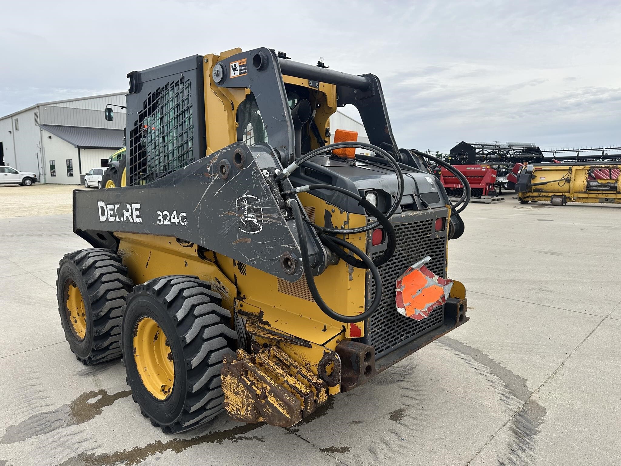 2018 Deere 324G Skid Steer