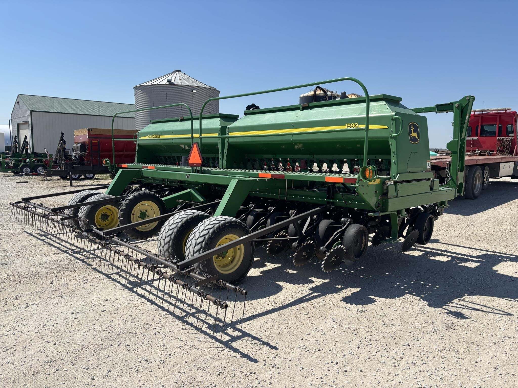  John Deere 1590 Drill
