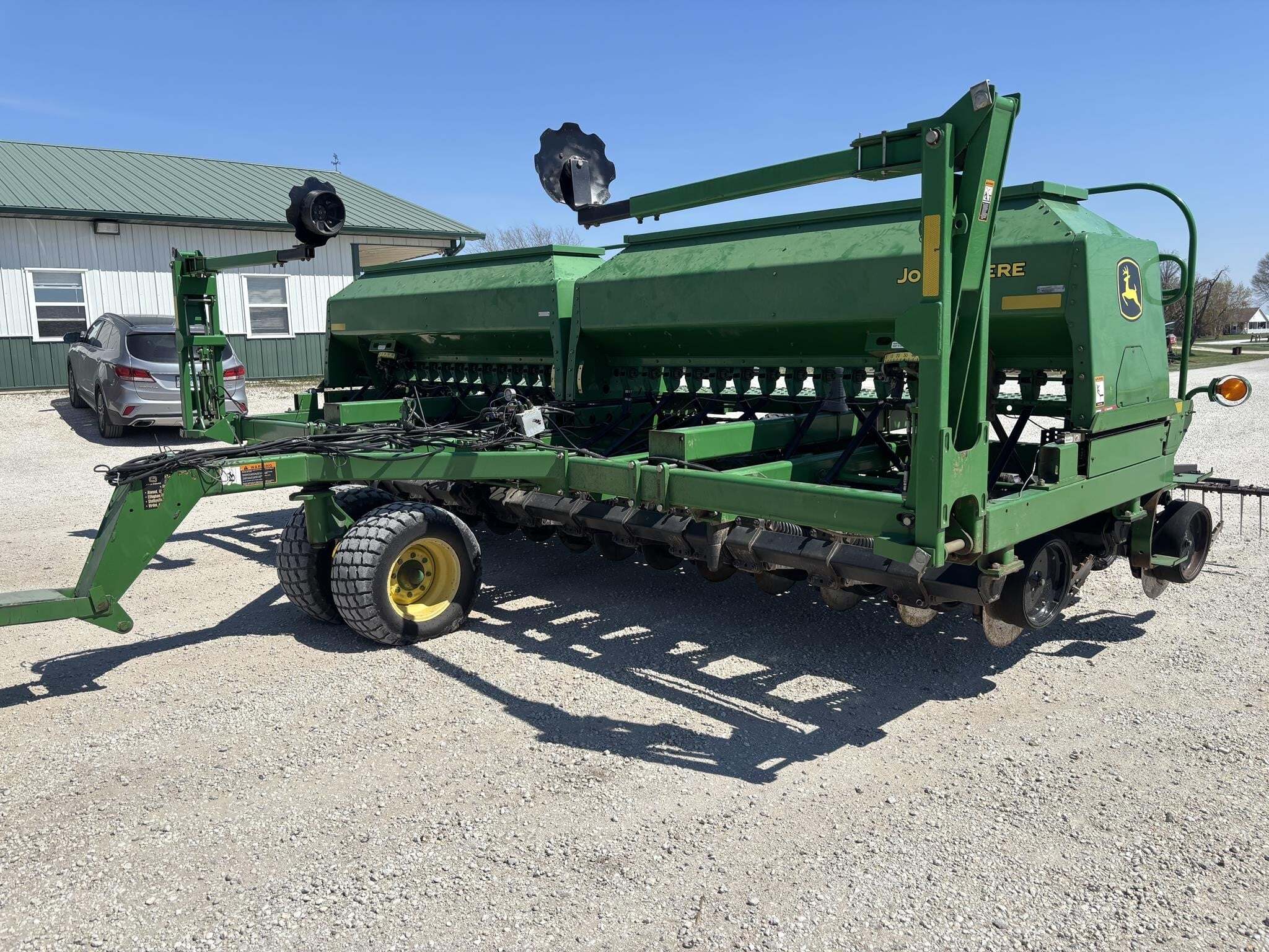  John Deere 1590 Drill