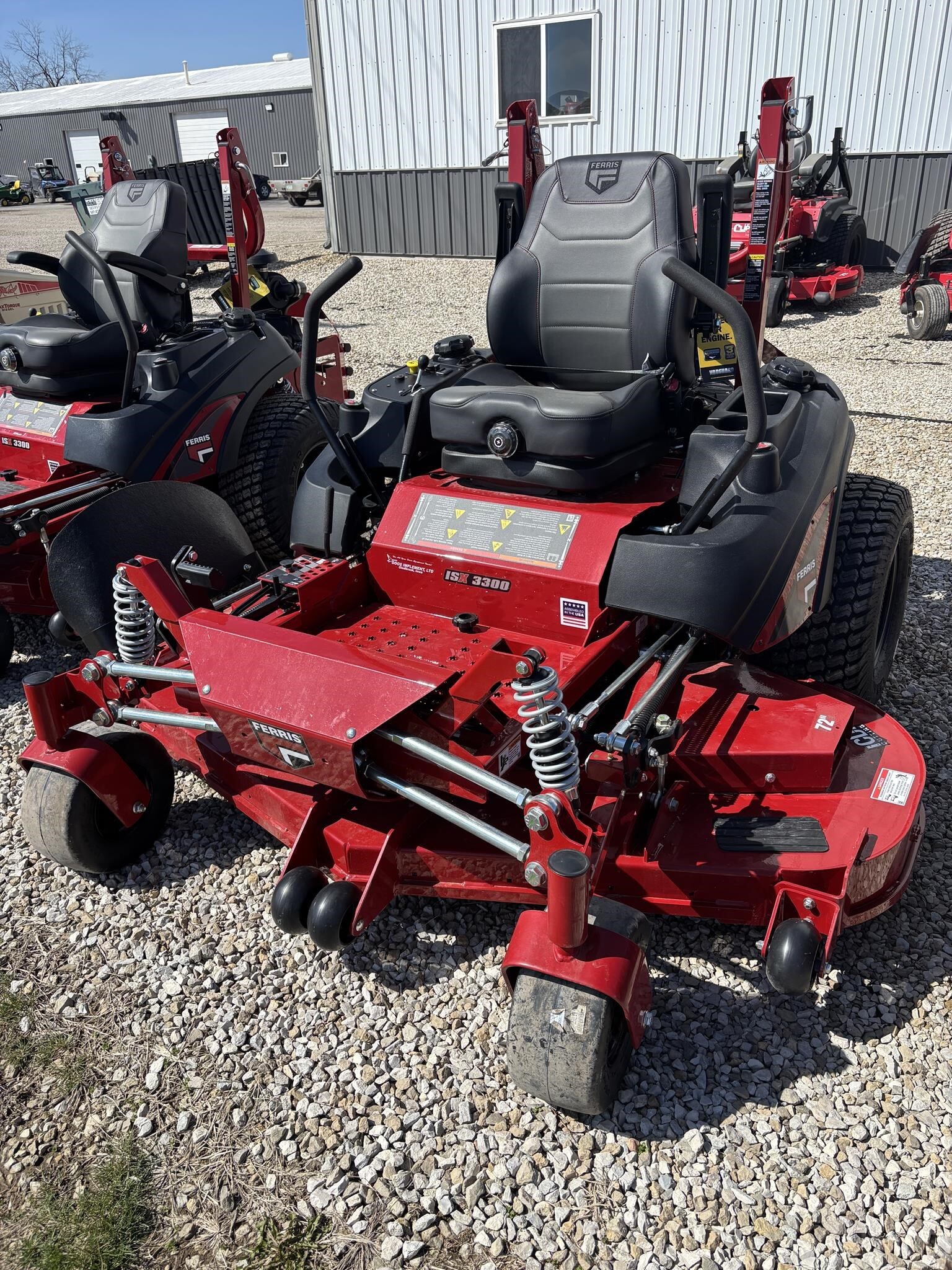 2026 Ferris ISX3300KAVE3872SS Lawn Mower