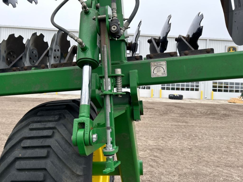 2024 John Deere 2680H Disk
