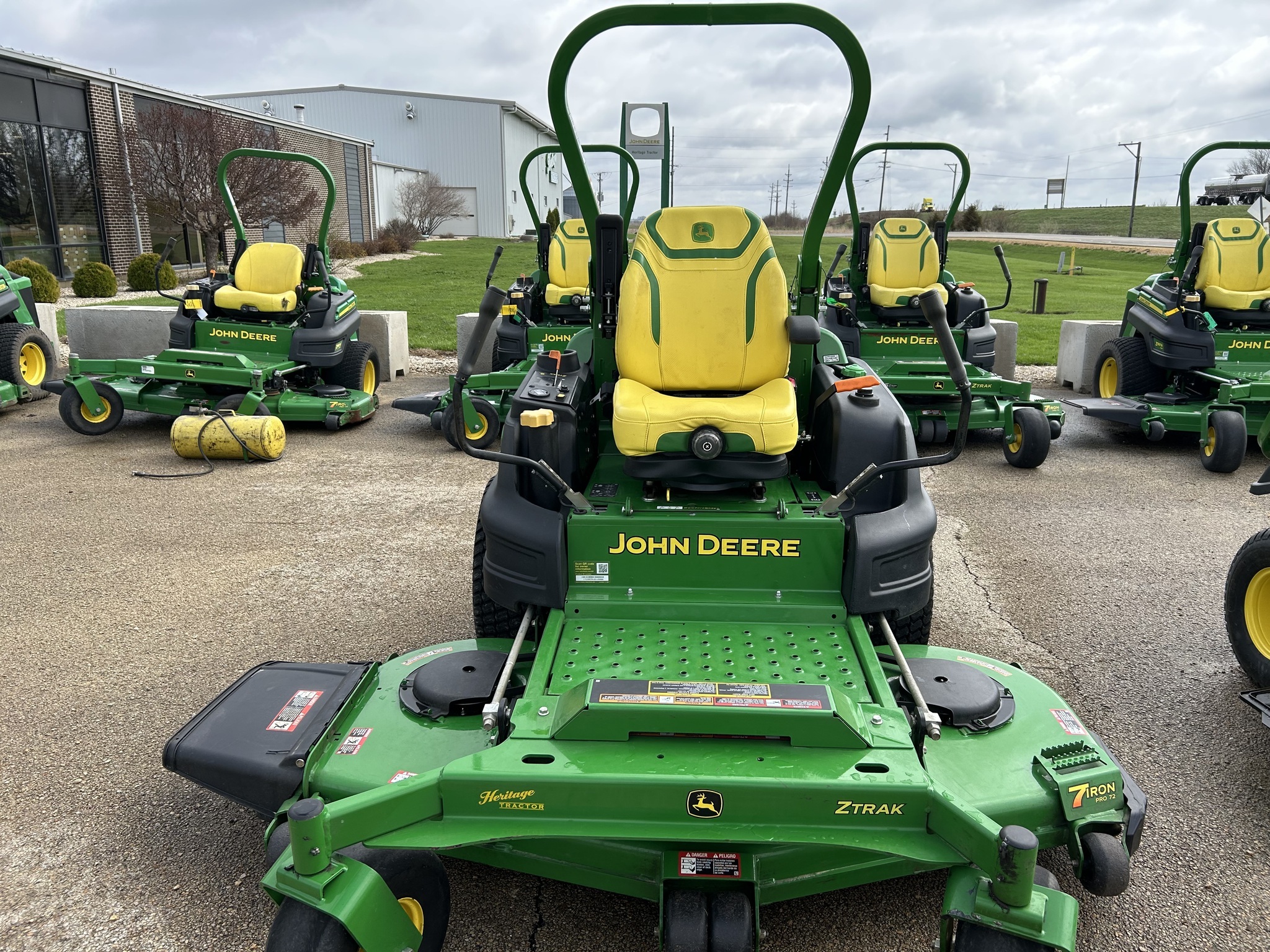 2025 John Deere Z997R Lawn Mower