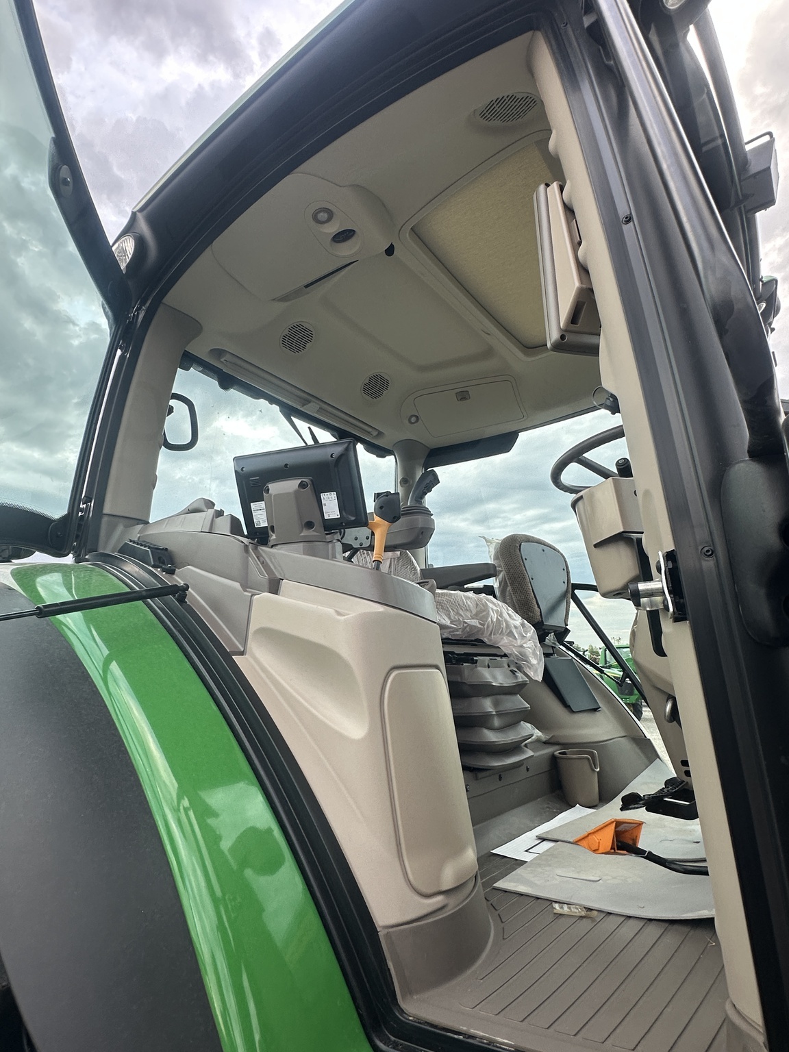 2025 John Deere 6R 130 Tractor