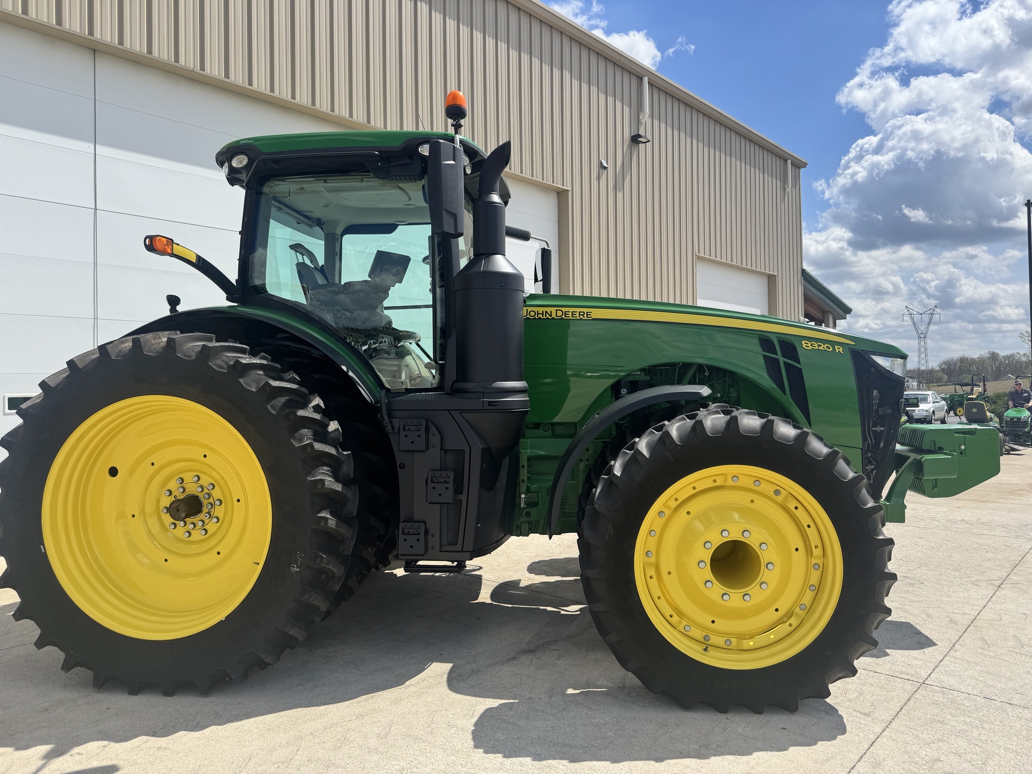 2018 John Deere 8320R Tractor