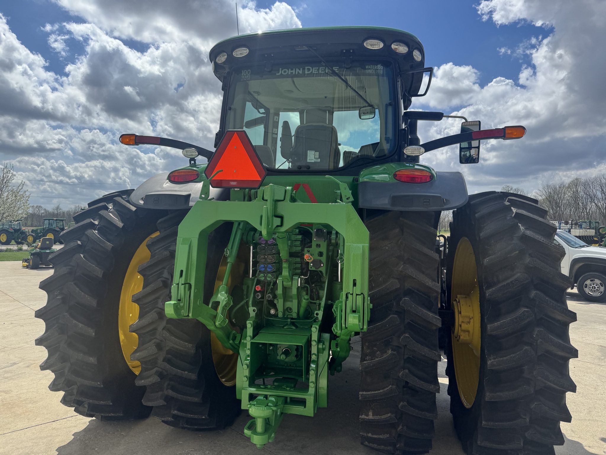 2018 John Deere 8320R Tractor