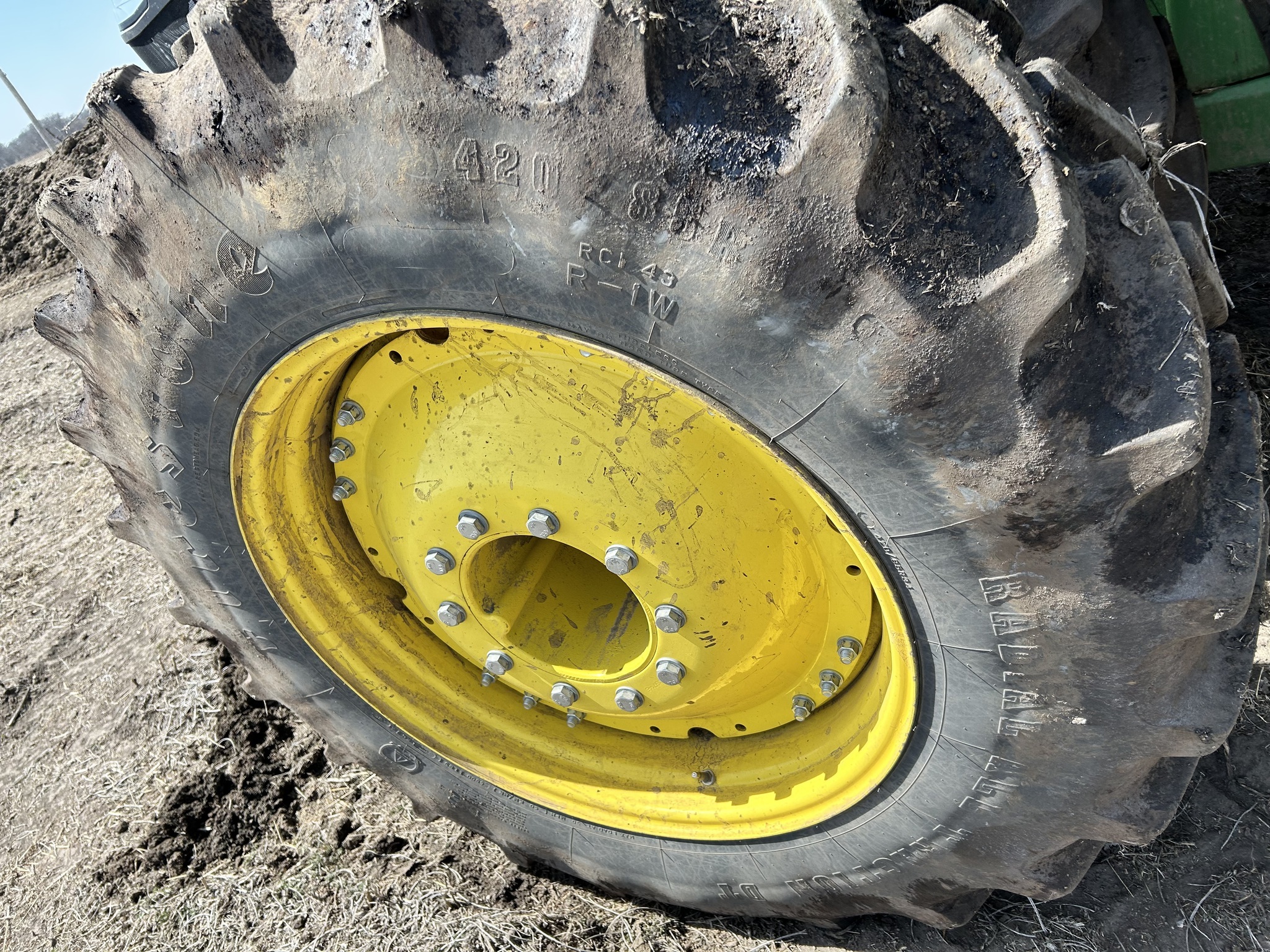 2023 John Deere 8R 340 Tractor