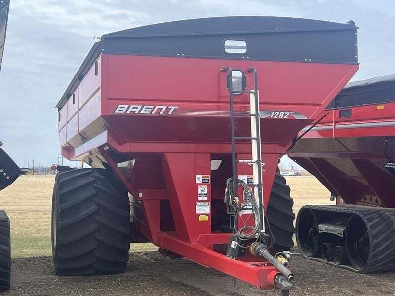 2012 Brent 1282 Grain Cart