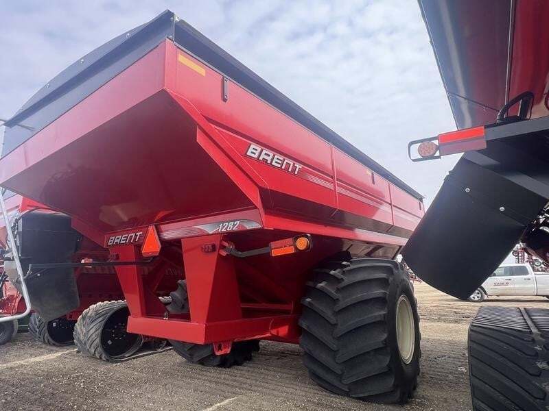 2012 Brent 1282 Grain Cart