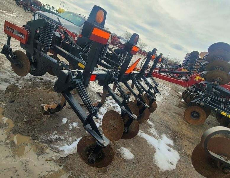  Case IH Ecolo-Til 2500 In-Line Ripper