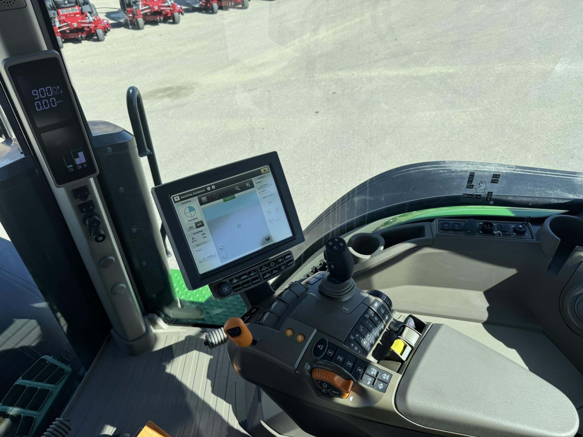 2023 John Deere 7R 230 Tractor