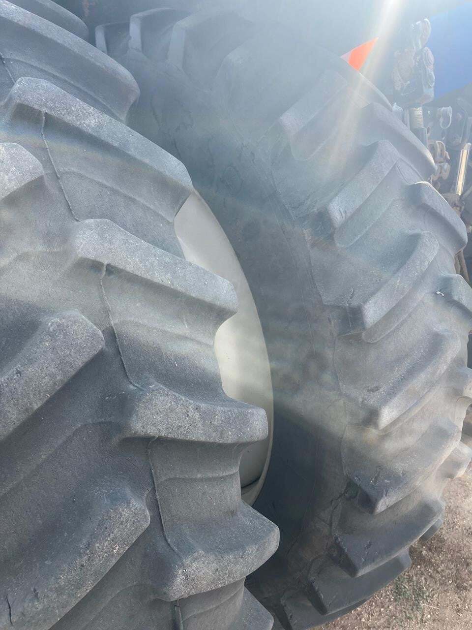 2013 New Holland T8.390 Tractor