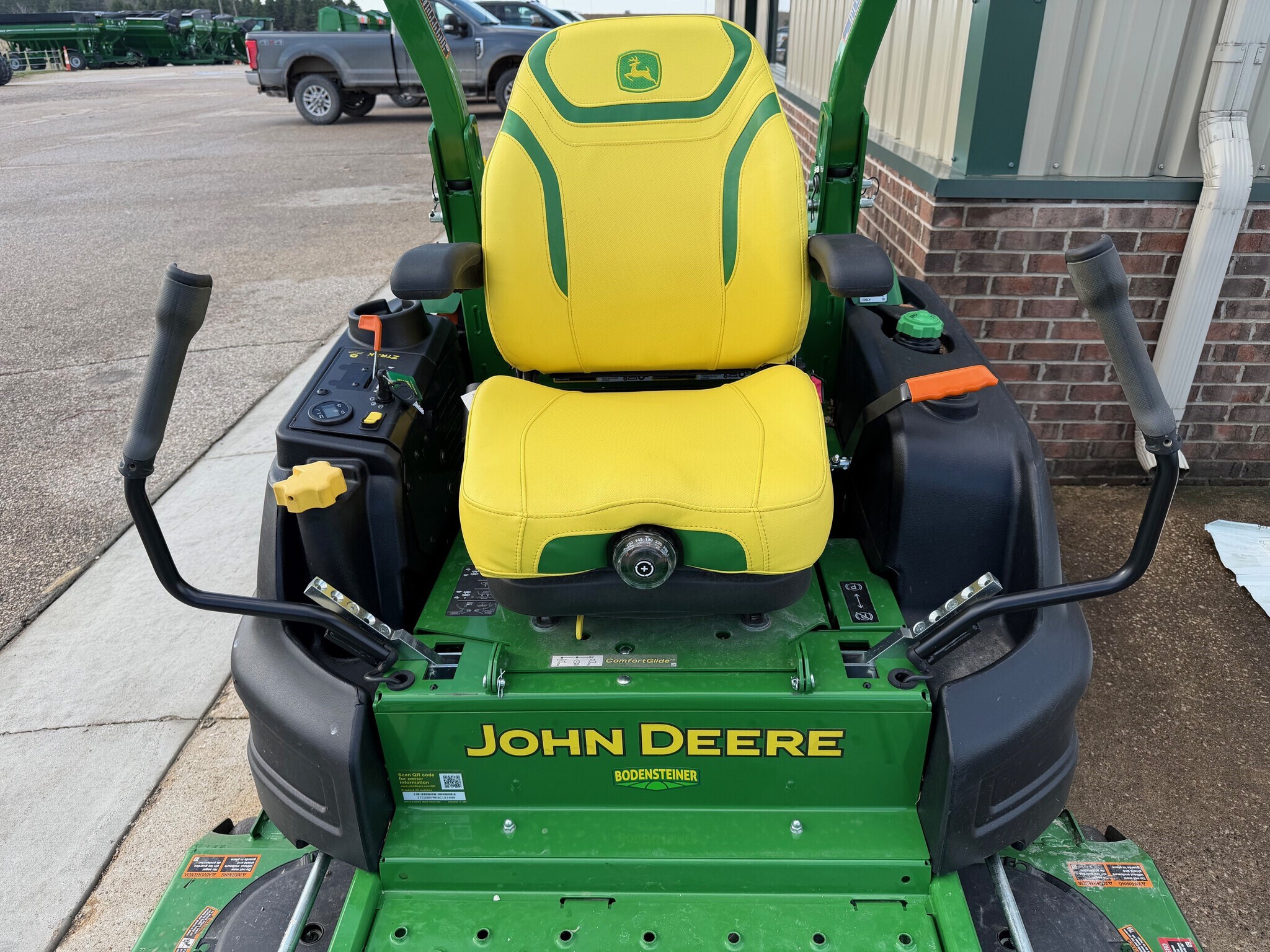 2025 John Deere Z997R Lawn Mower