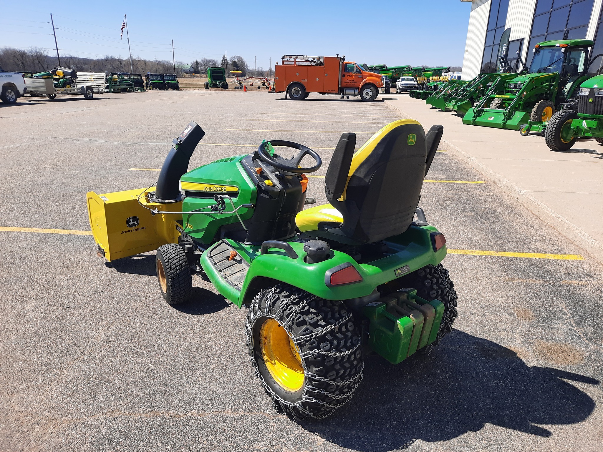 2022 John Deere X590 Lawn Mower