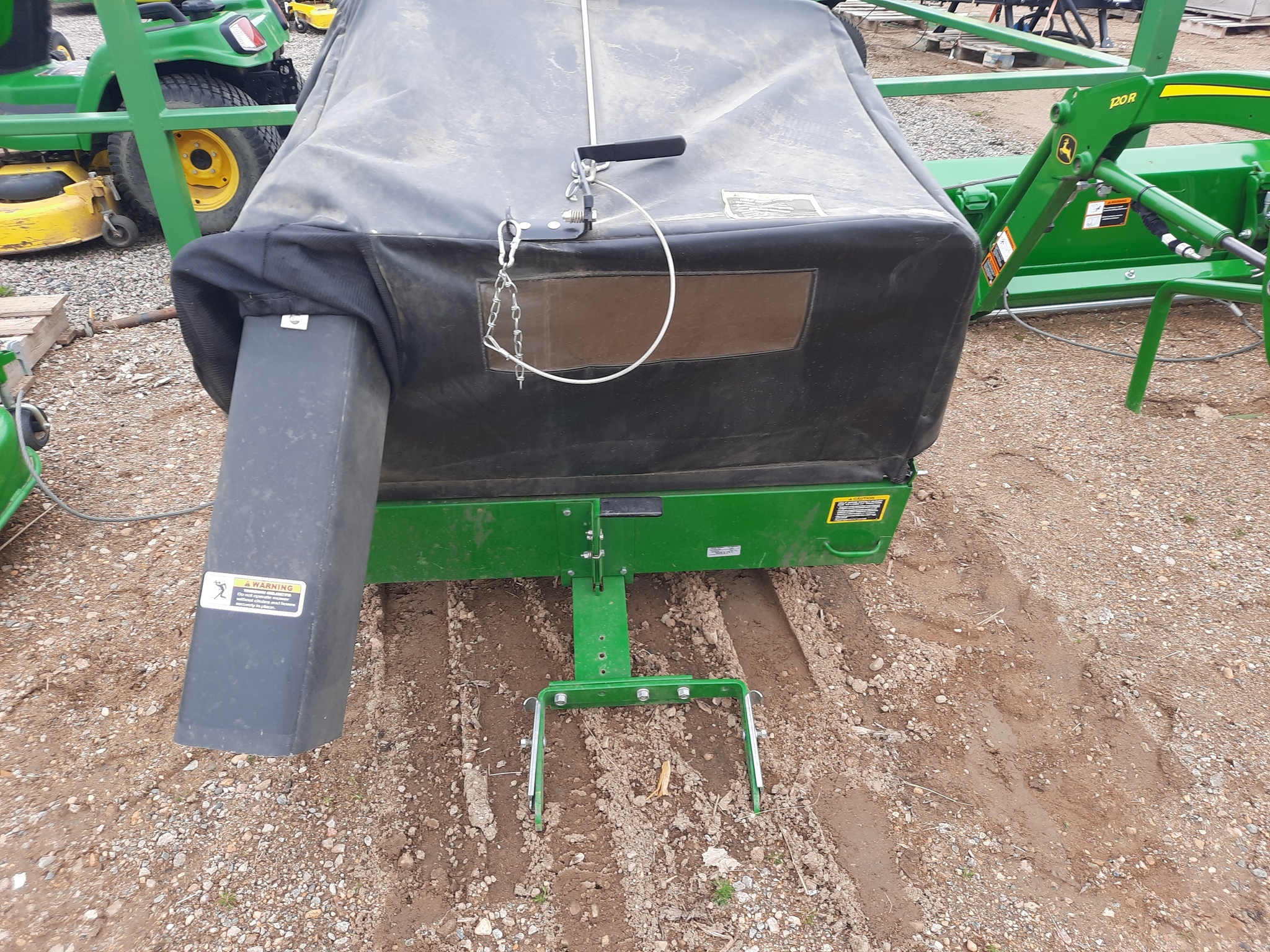 2022 John Deere X590 Lawn Mower