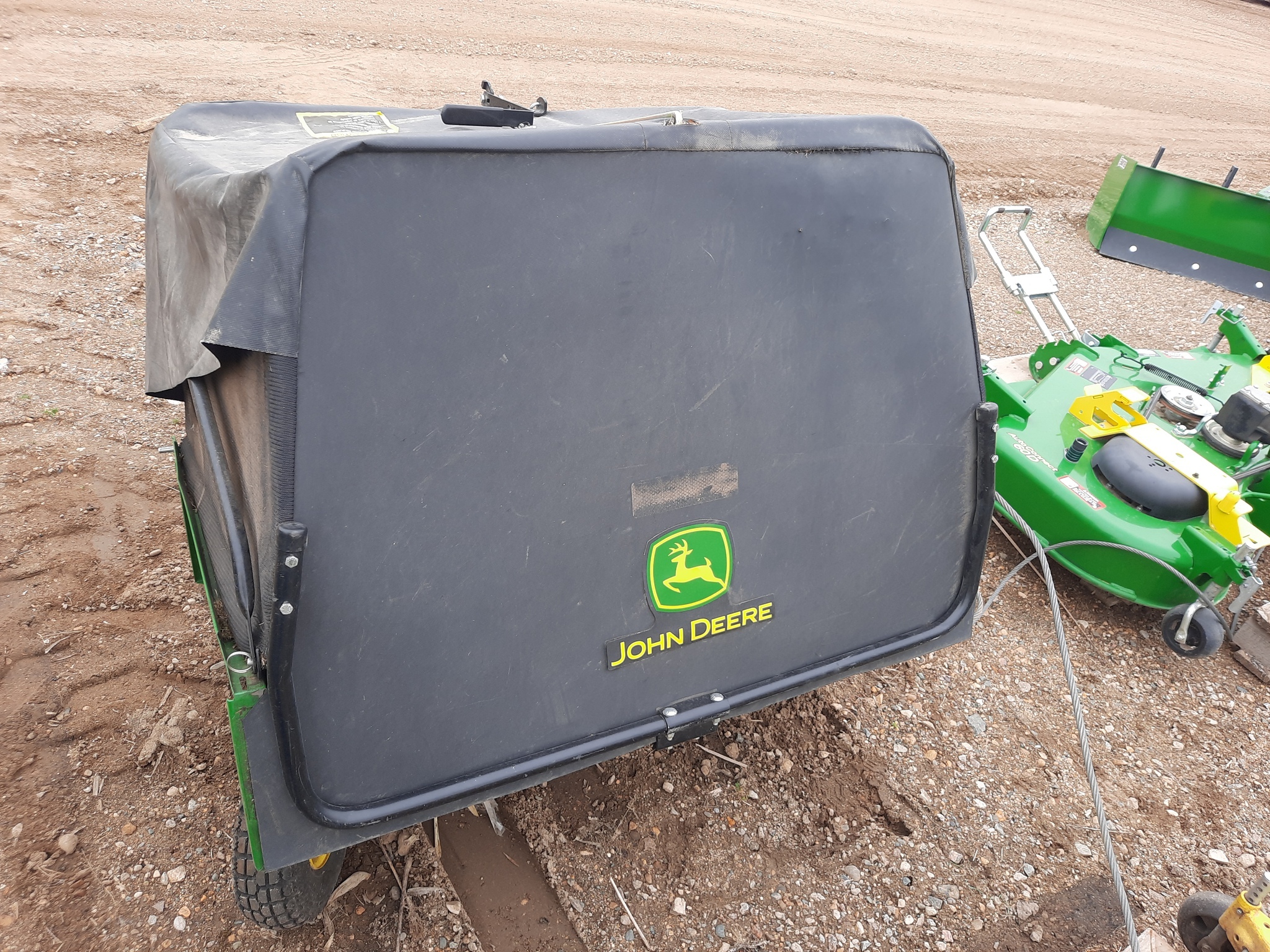 2022 John Deere X590 Lawn Mower