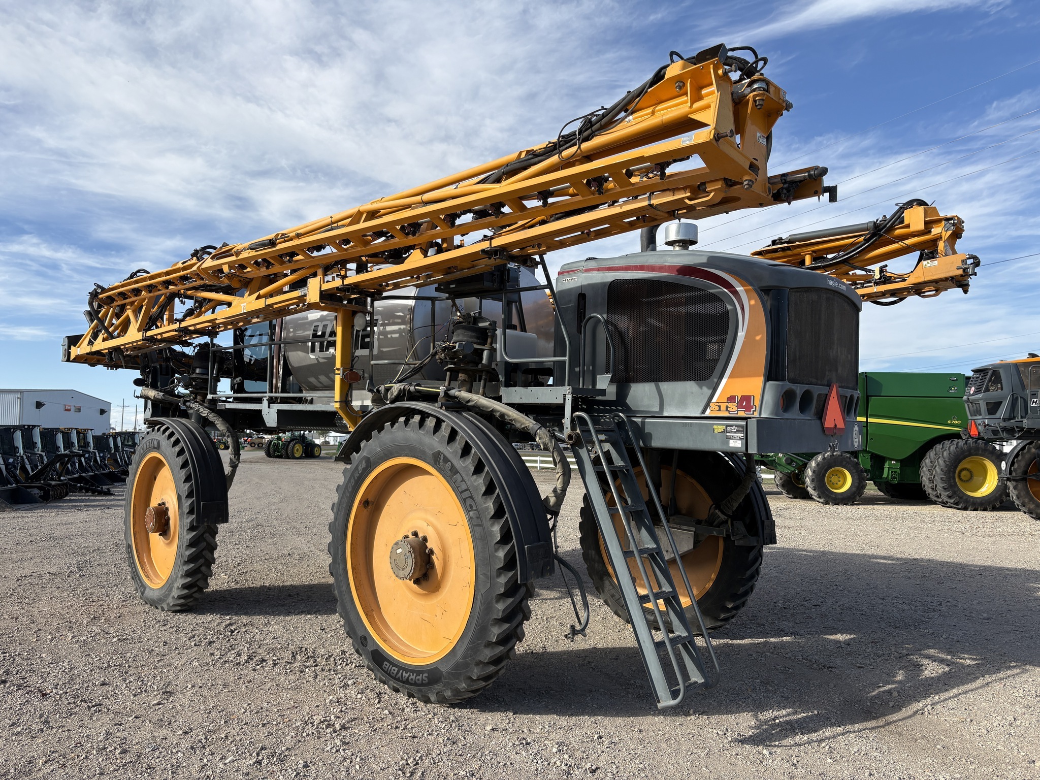 2013 Hagie STS14 Self-Propelled Sprayer