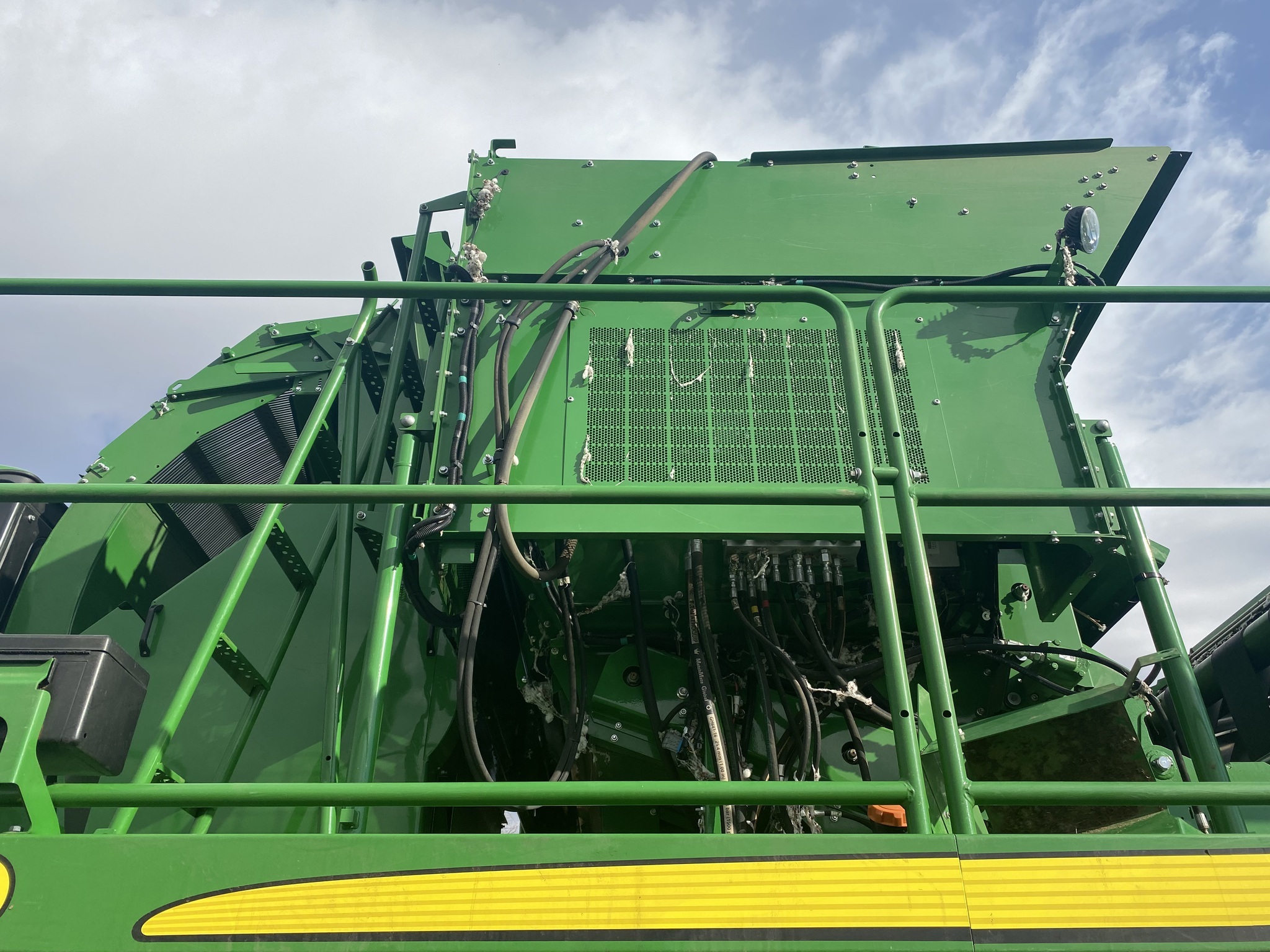 2020 John Deere CS690 Cotton Equipment