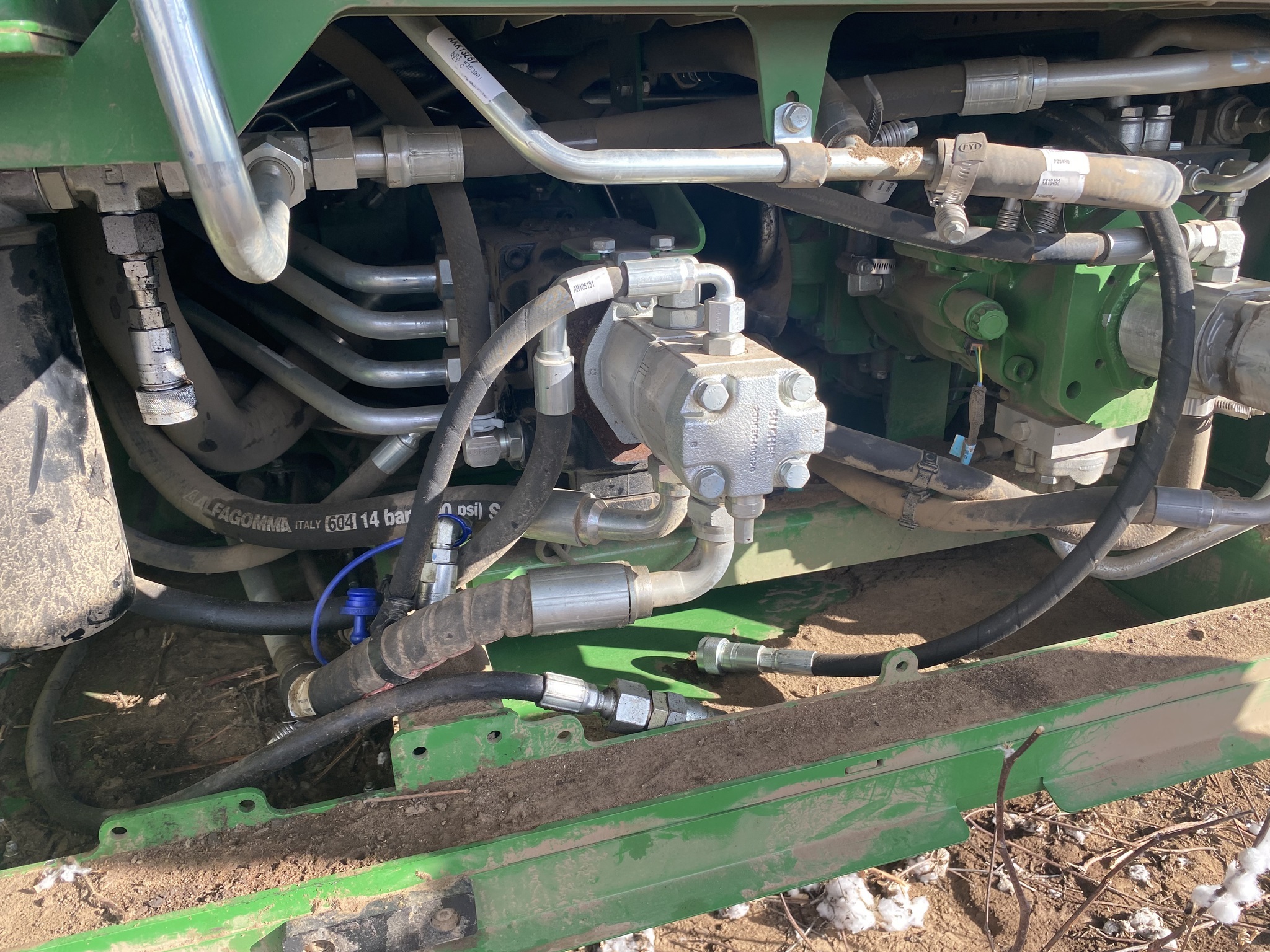 2020 John Deere CS690 Cotton Equipment