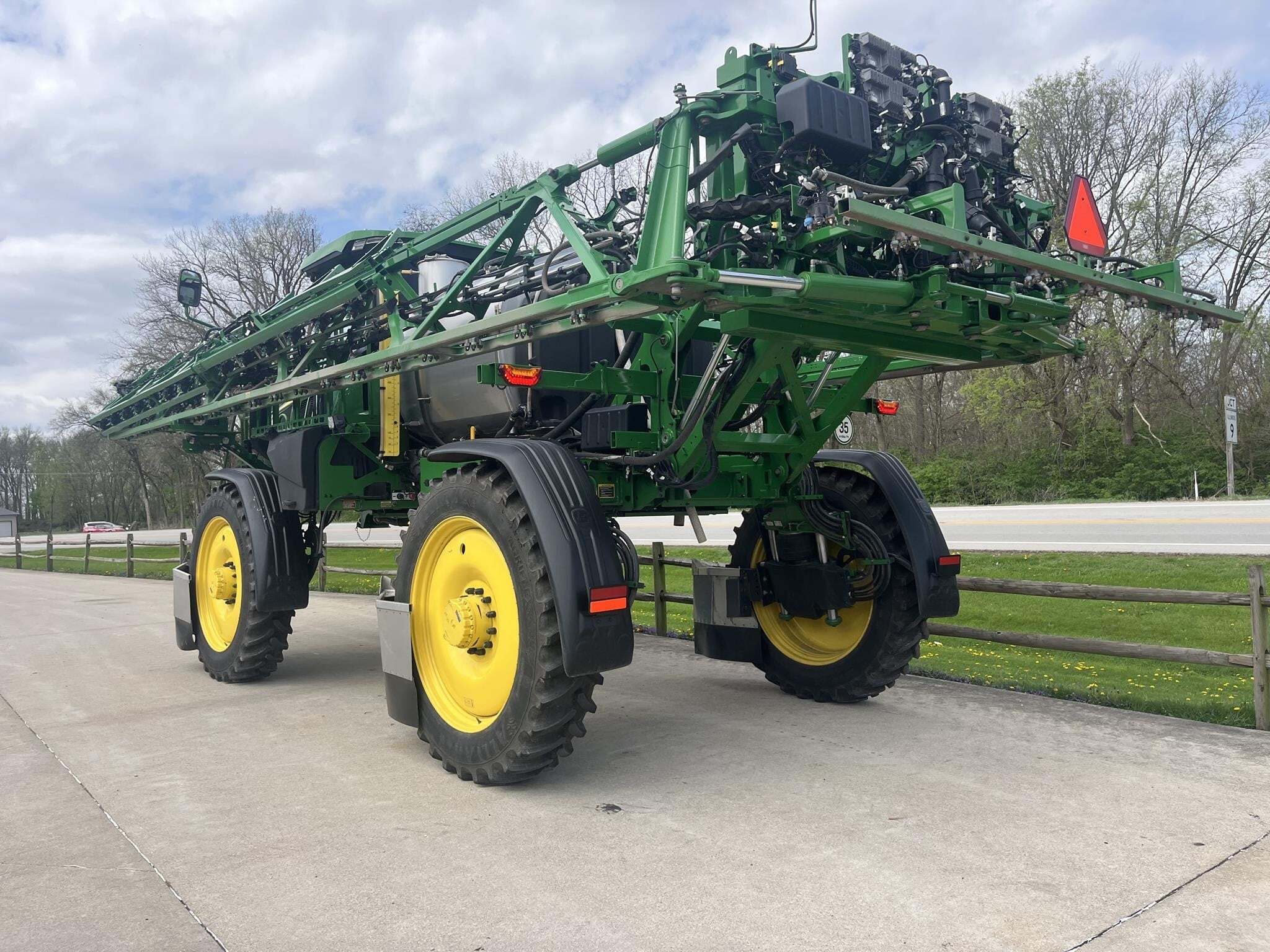 2025 John Deere 410R Self-Propelled Sprayer - $495,000 | Machinery Pete