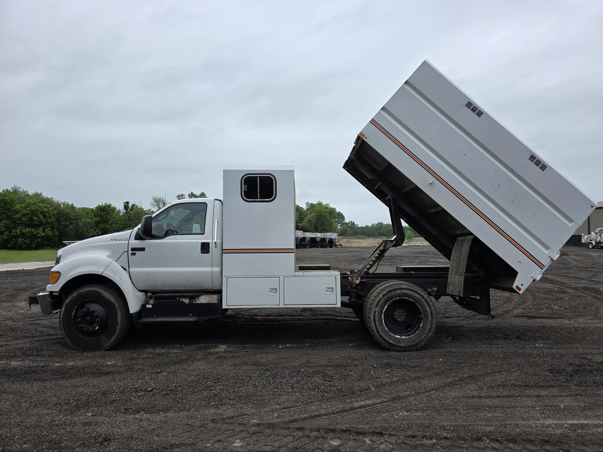 2013 Ford F-650 Pickup