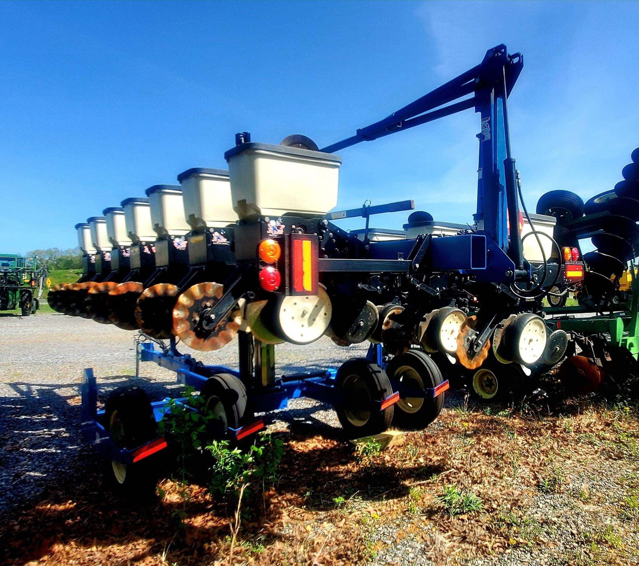  Kinze 3500 Planter