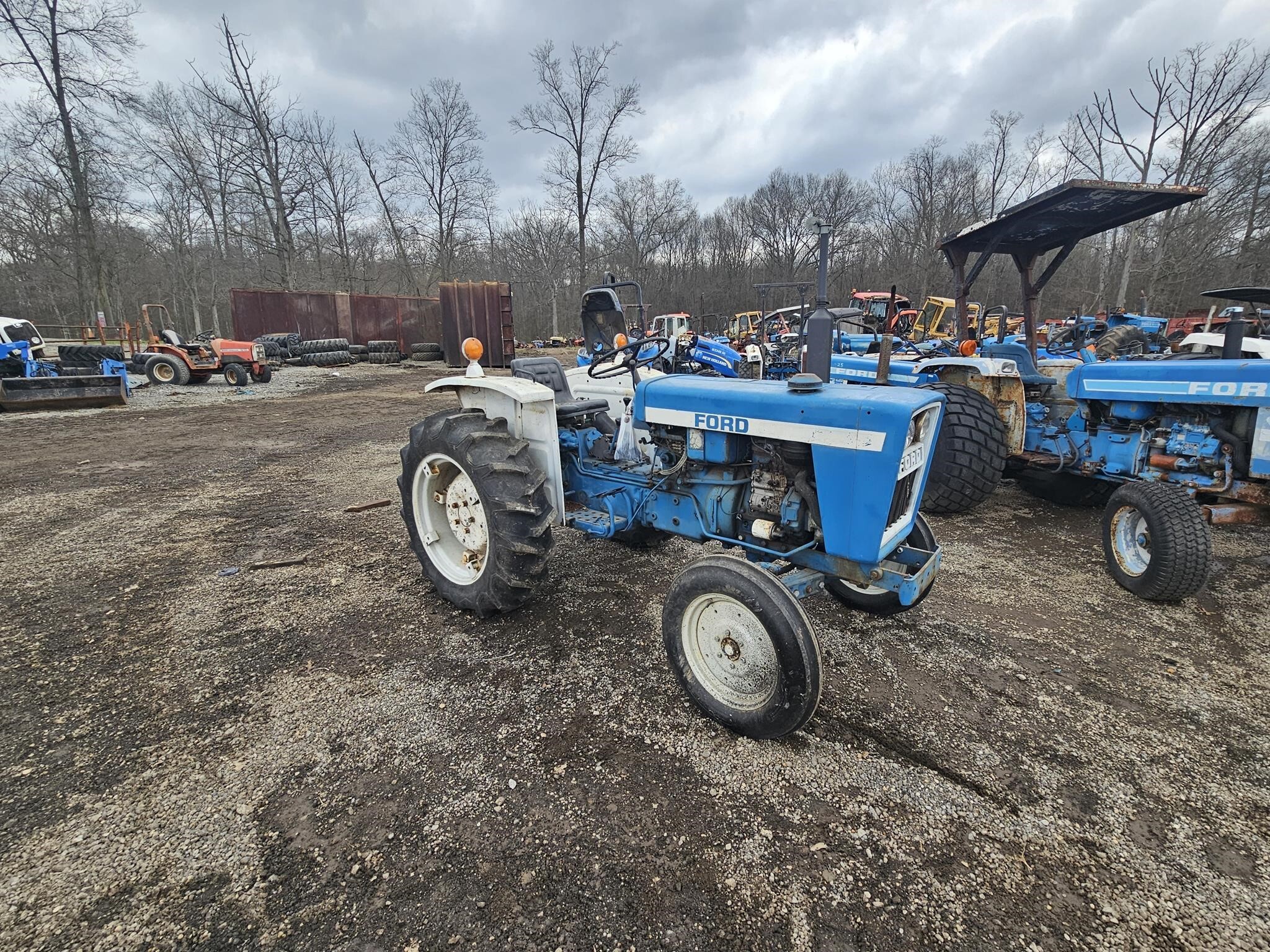 1977 Ford 1600 Tractor